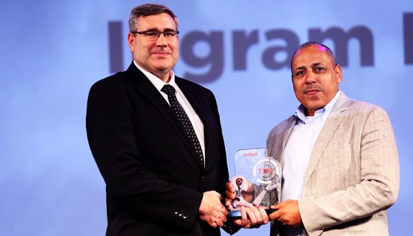 Aptec receives distributor of year award at Avaya Engage