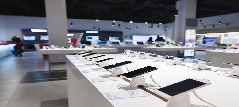 Lenovo introduces digitally-connected tech specialists to UAE stores